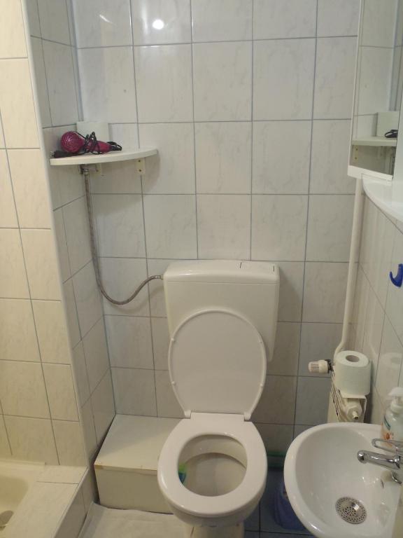 Guesthouse Sermageova Zagreb Oda fotoğraf
