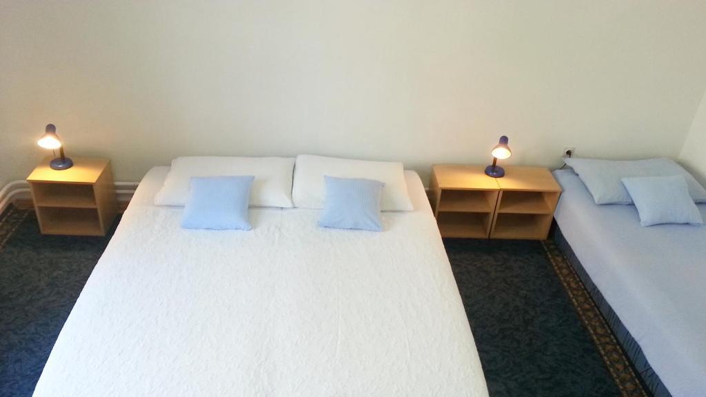 Guesthouse Sermageova Zagreb Oda fotoğraf